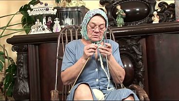 Mamy Is An Older Lady With Glasses Who Feels Horny Enough To Suck Cock